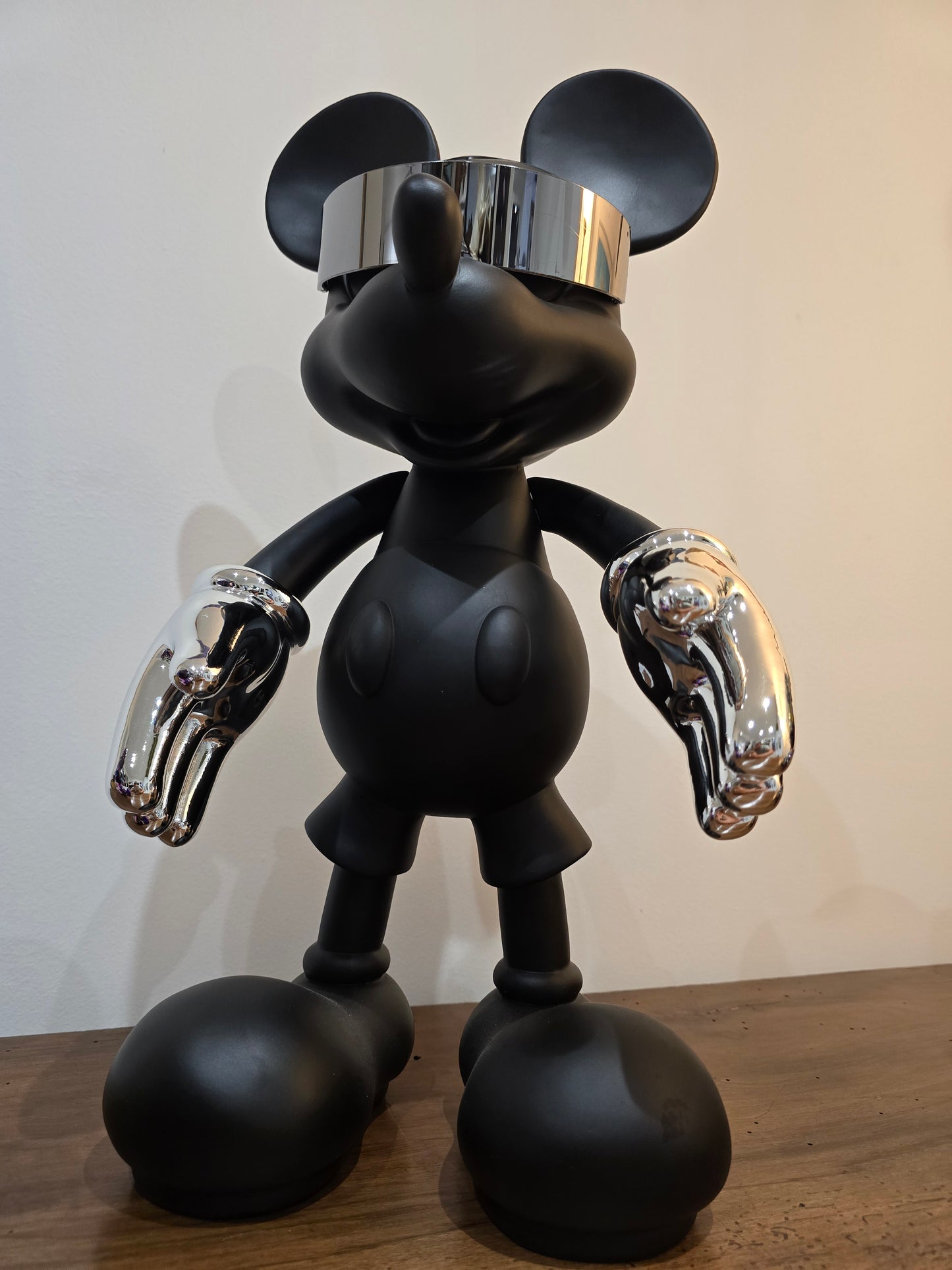 Mickey Cyber Punk 56 cm – Atelier Home