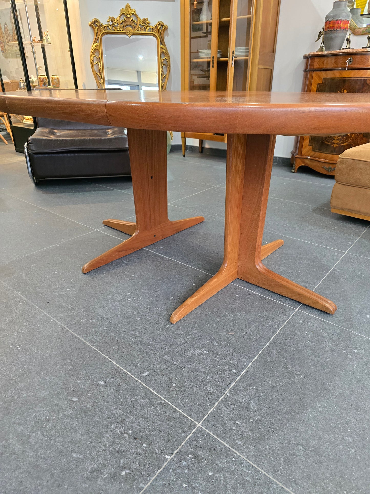 Table ronde extensible en teck – Design scandinave vintage – Ø120 cm + 2 rallonges