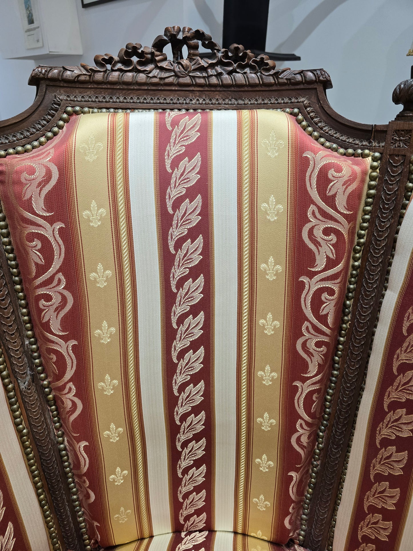 Fauteuil bergère a haut dossier style louis XVI