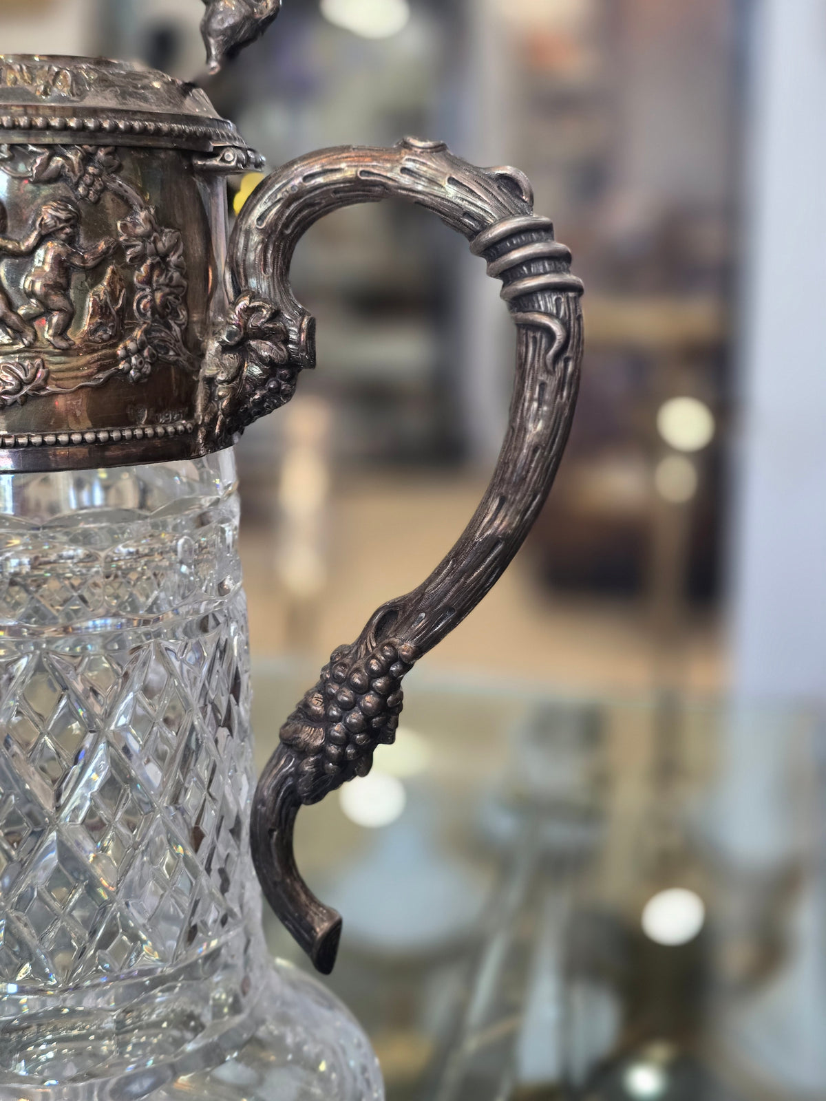Importante carafe à vin en cristal taillé et argent massif 925/1000, maison Topázio