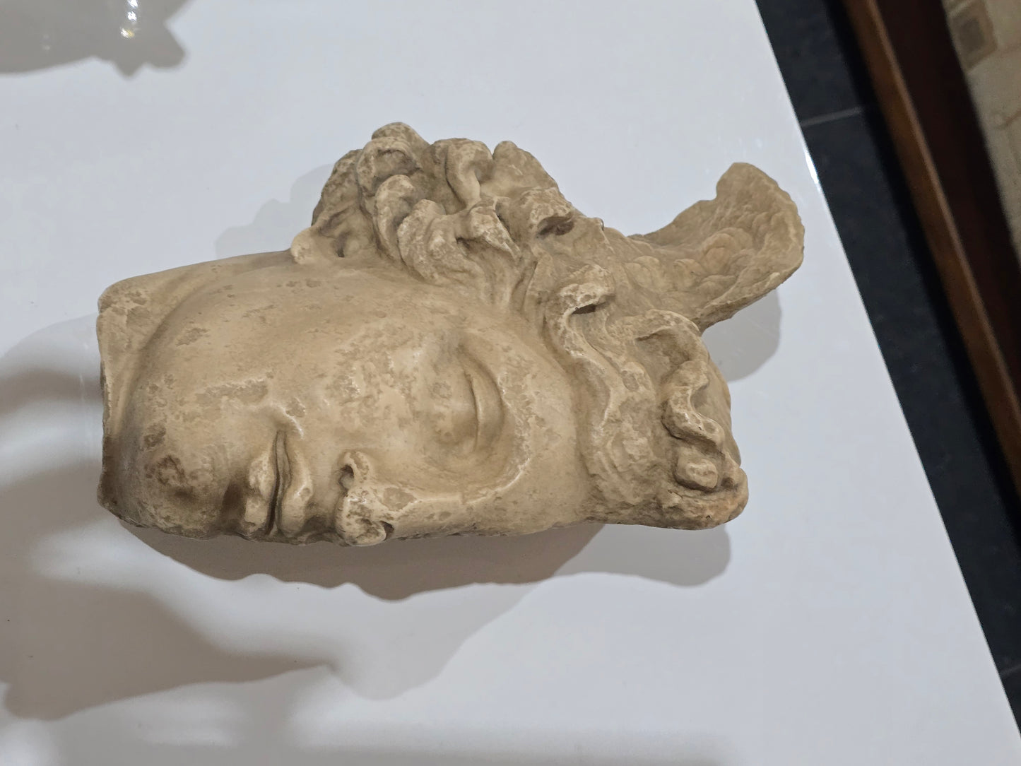 Tête de Gorgone - Hermès/ Mercure – Moulage Officiel des Musées Nationaux (RMN)