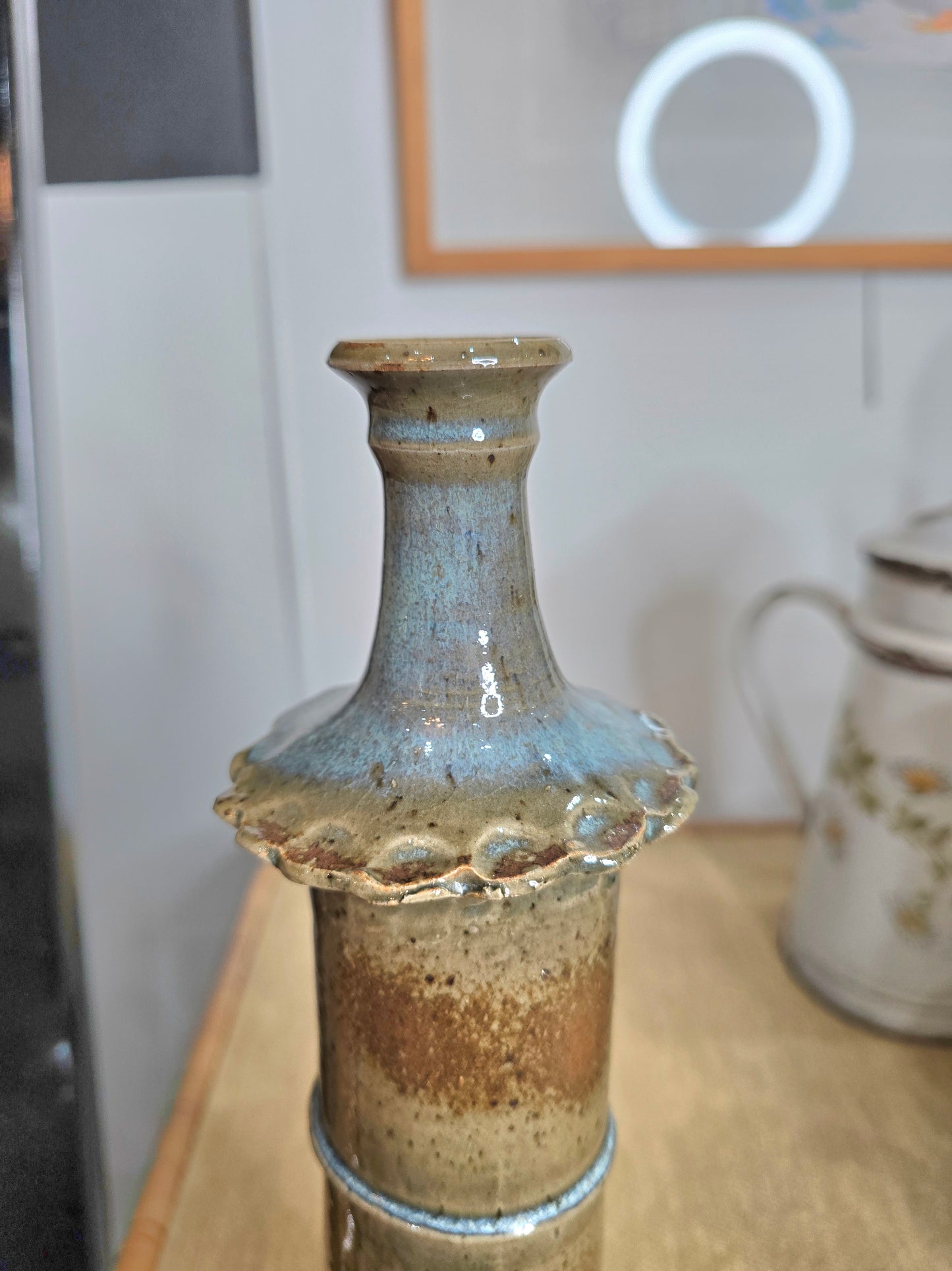 Vase sculptural en grès émaillé – Travail artisanal – Années 70's