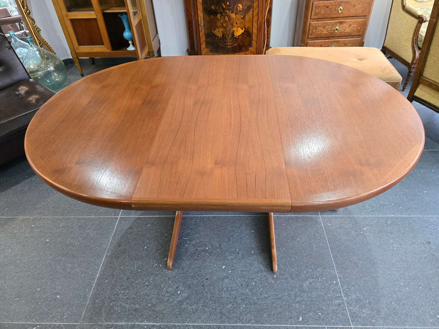 Table ronde extensible en teck – Design scandinave vintage – Ø120 cm + 2 rallonges
