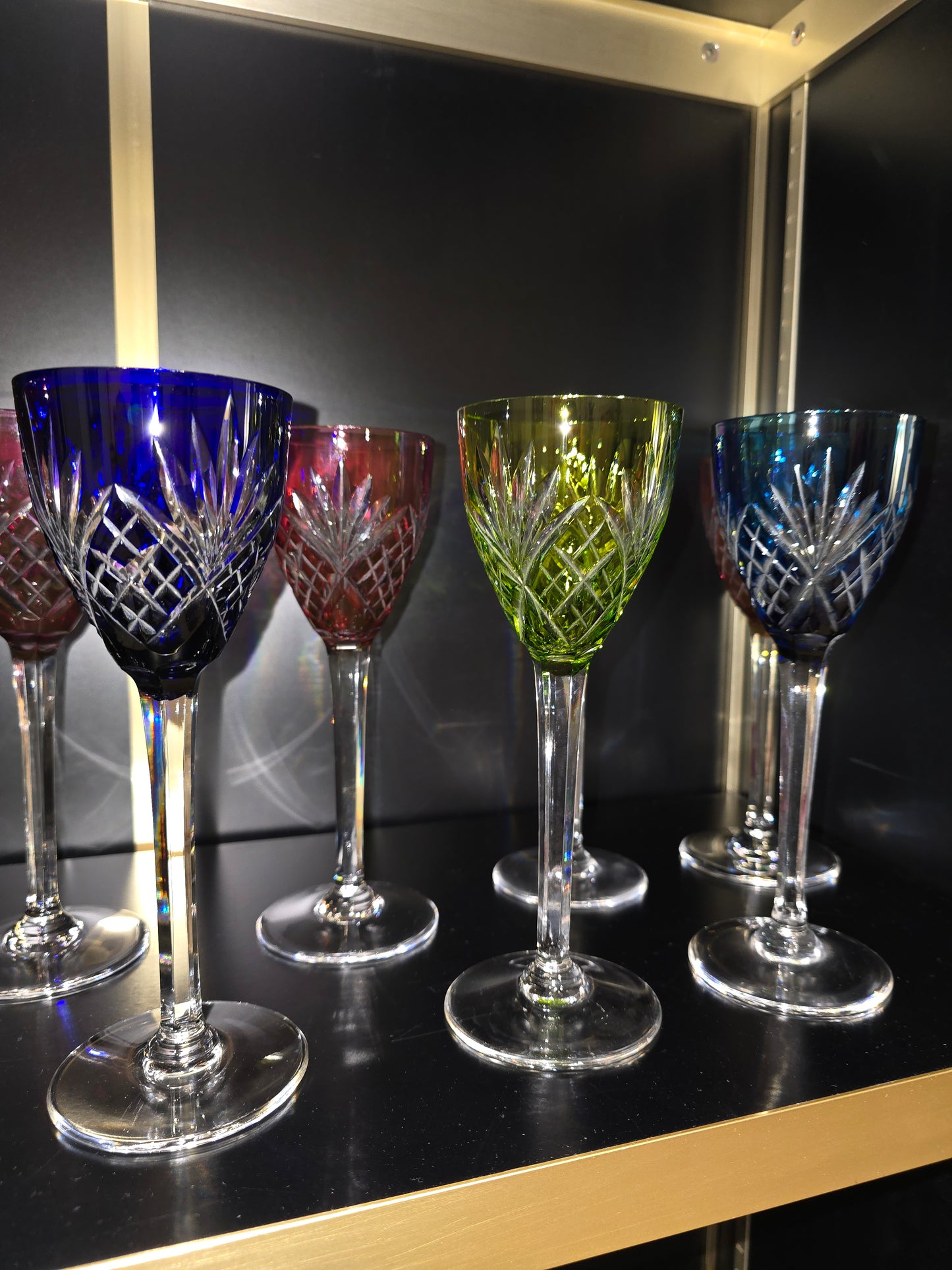 12 coupes / verres colorés Saint-Louis modèle Chantilly
