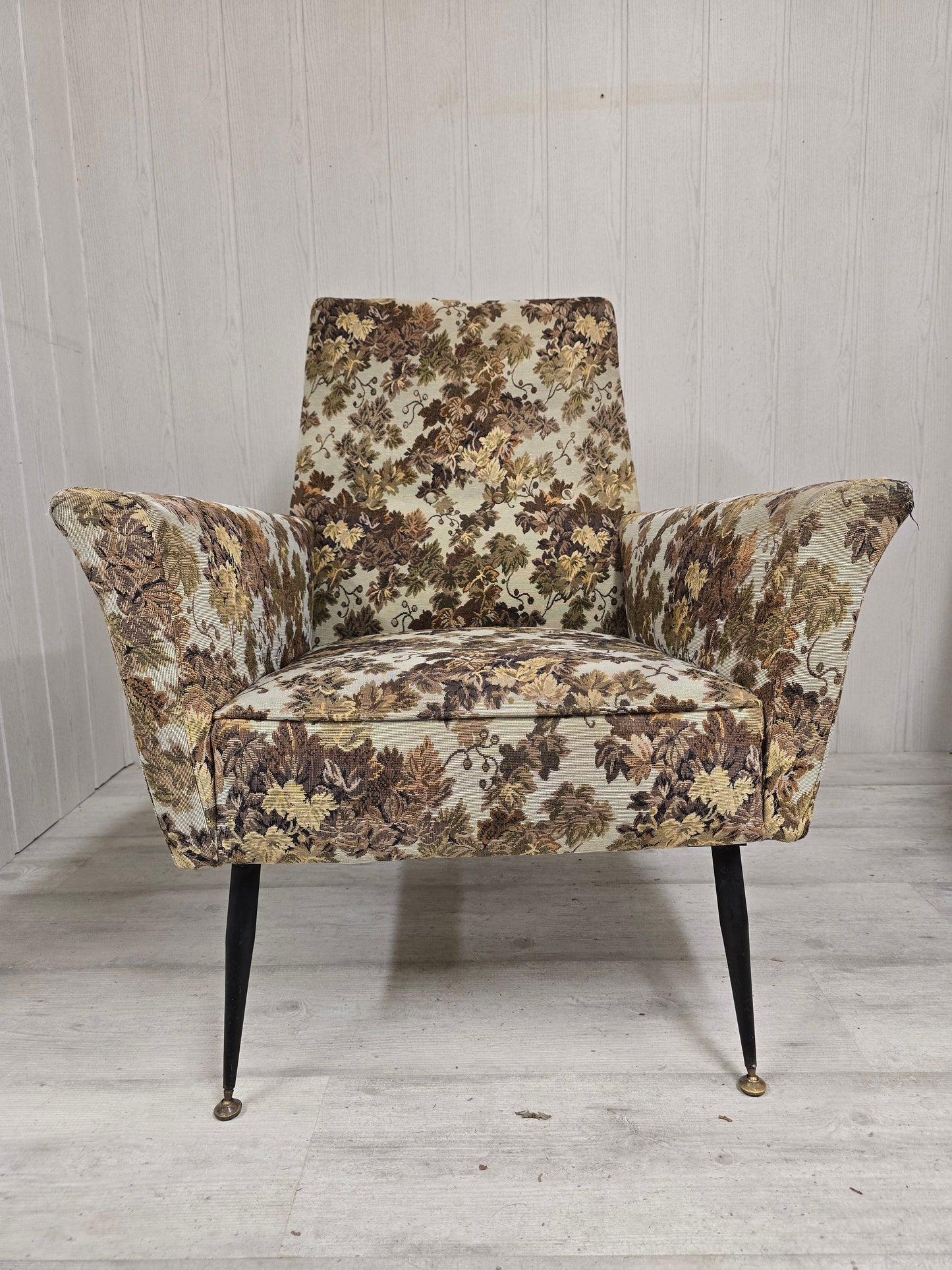 Paire de fauteuils Mid-Century Design – Piètement compas métal & tapisserie jacquard – Années 1960