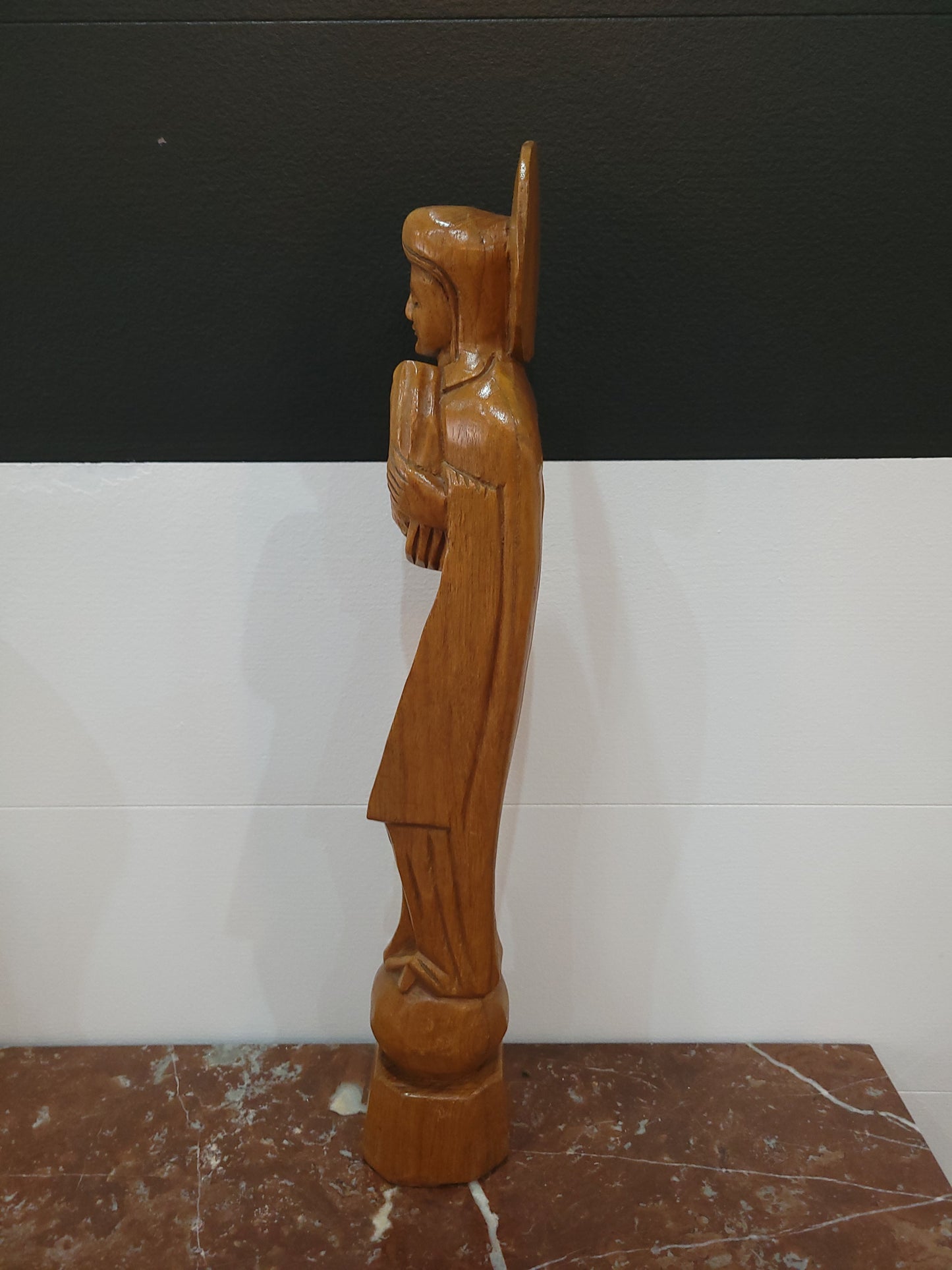 Sculpture religieuse en bois sculpté – Vierge à l’Enfant