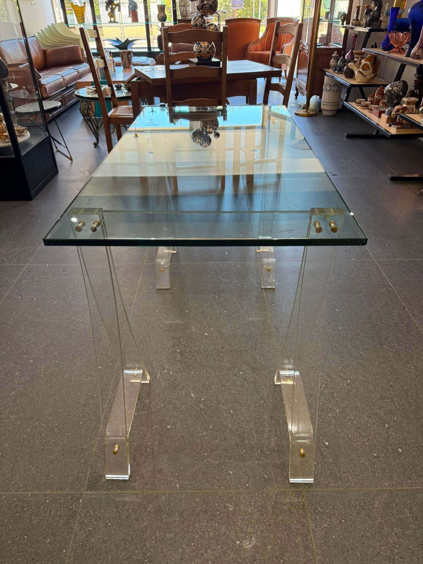Marais International – Table & 2 chaises « Les Invisibles de Marais »