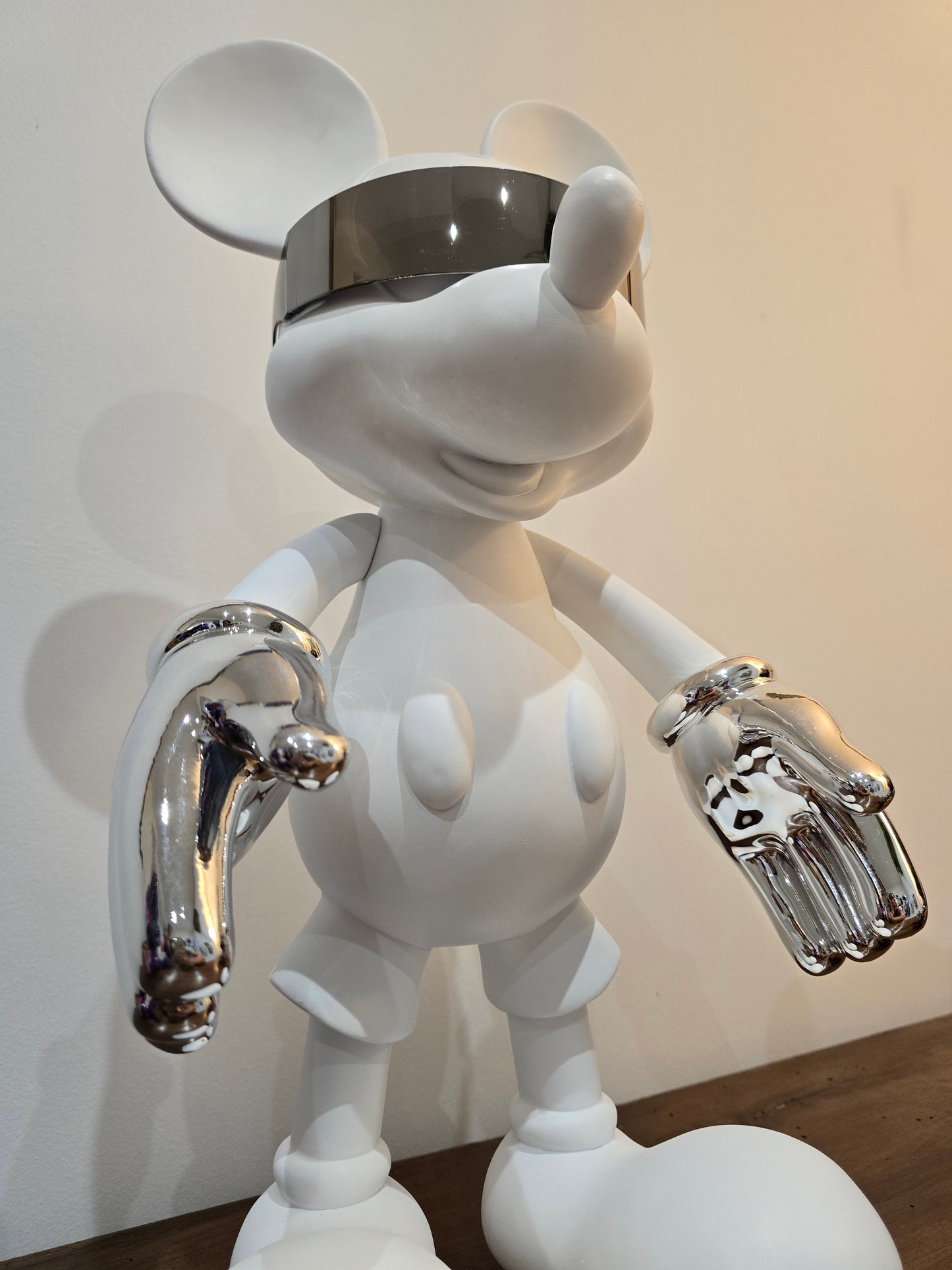 Mickey Cyber Punk 56 cm – Atelier Home