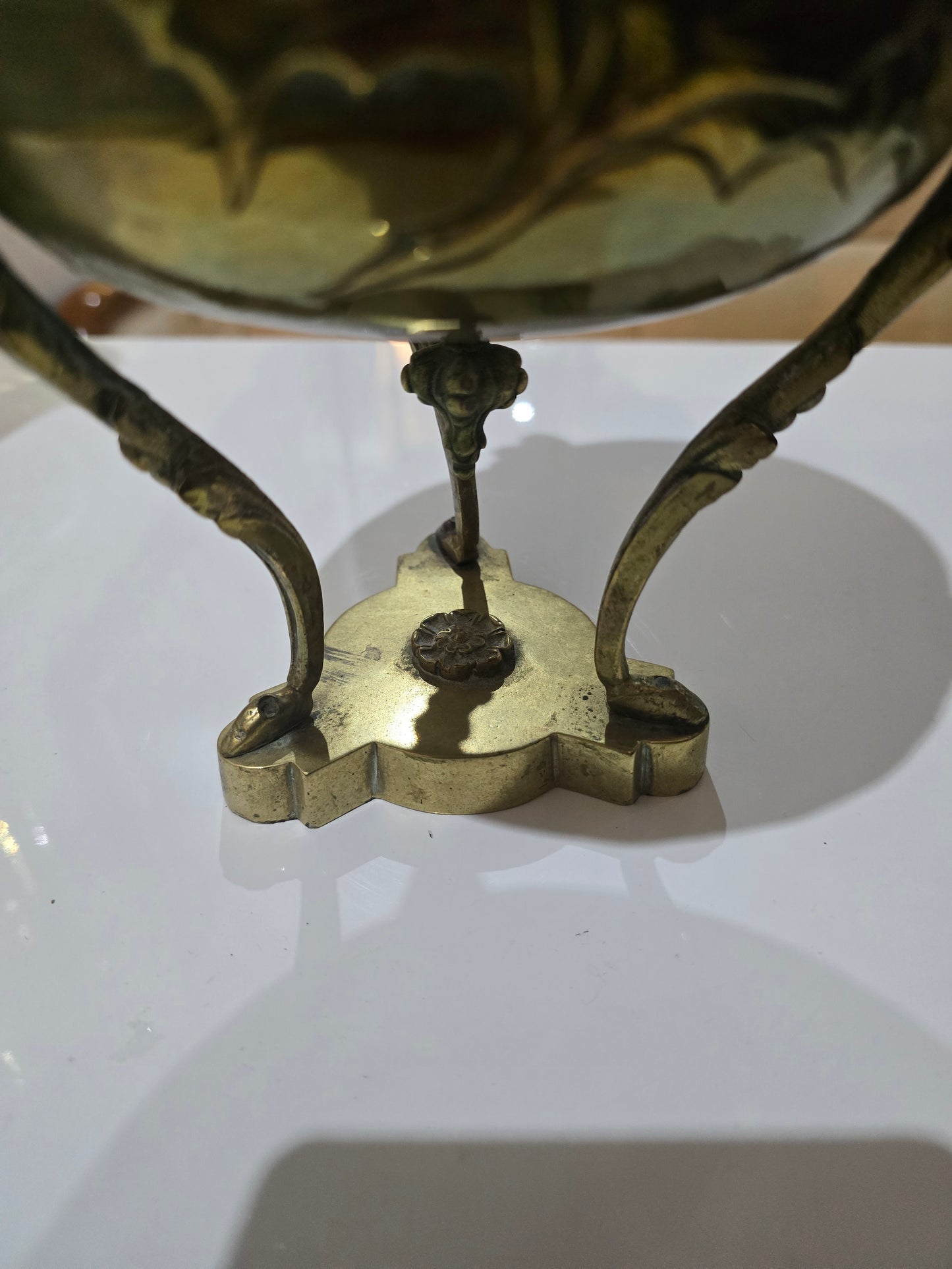 Brûle-parfum / Pot décoratif en laiton signé RAULIN – Style Art Nouveau
