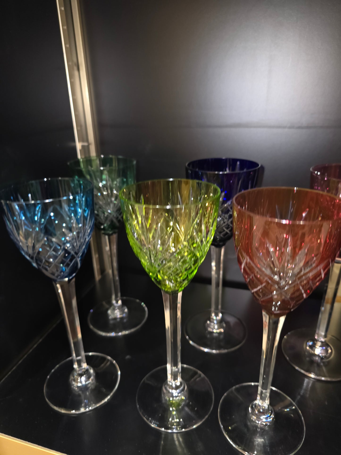 12 coupes / verres colorés Saint-Louis modèle Chantilly