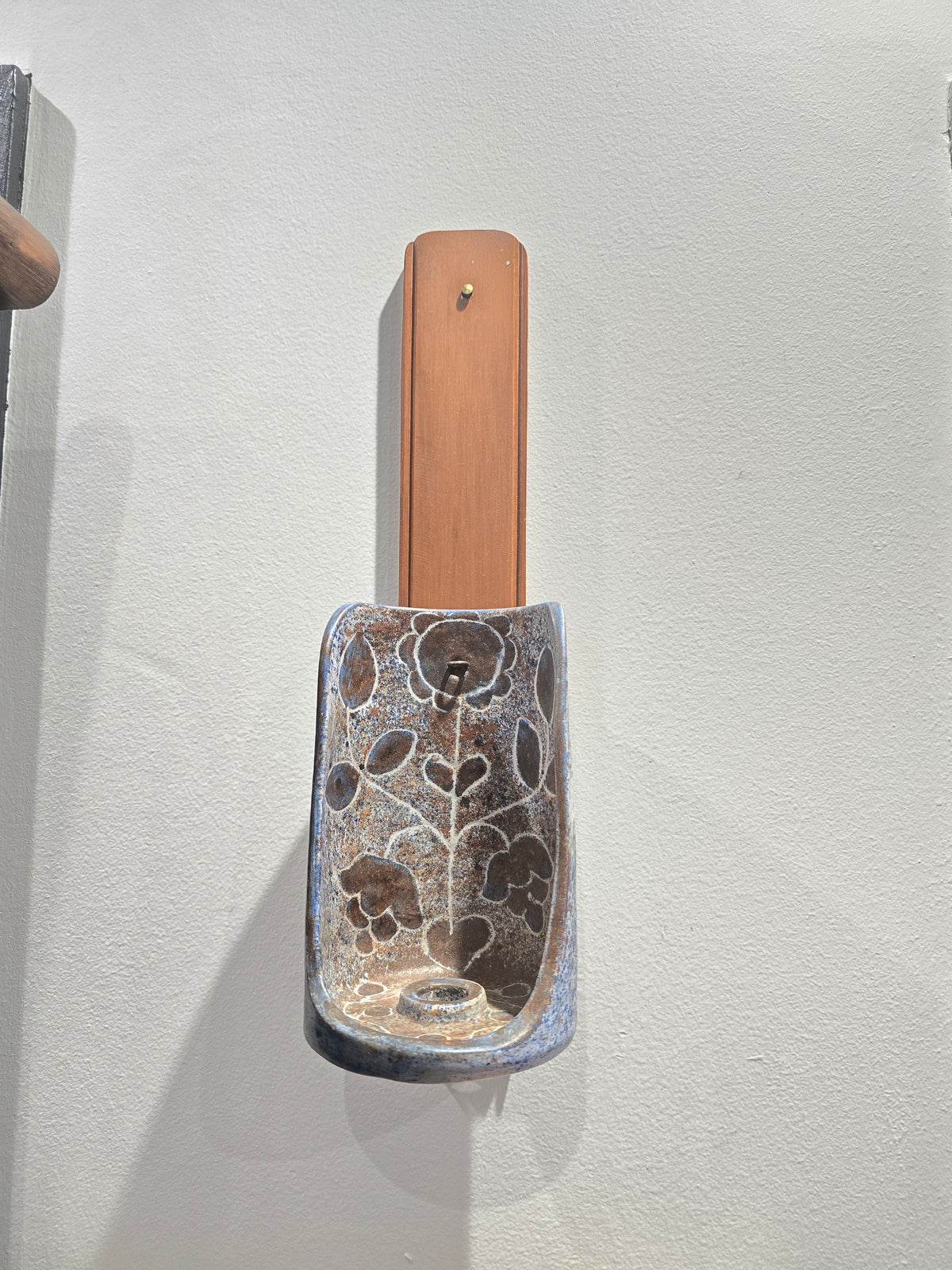 Bougeoir murale en céramique émaillée – Bernard Buffat