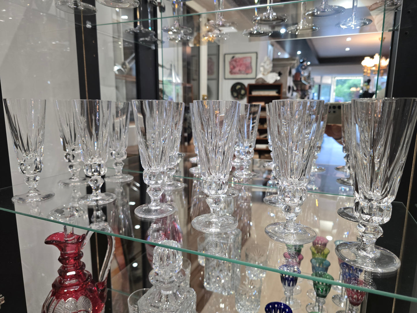 12 flûtes à champagne Saint-Louis modèle Guernesey en cristal taillé