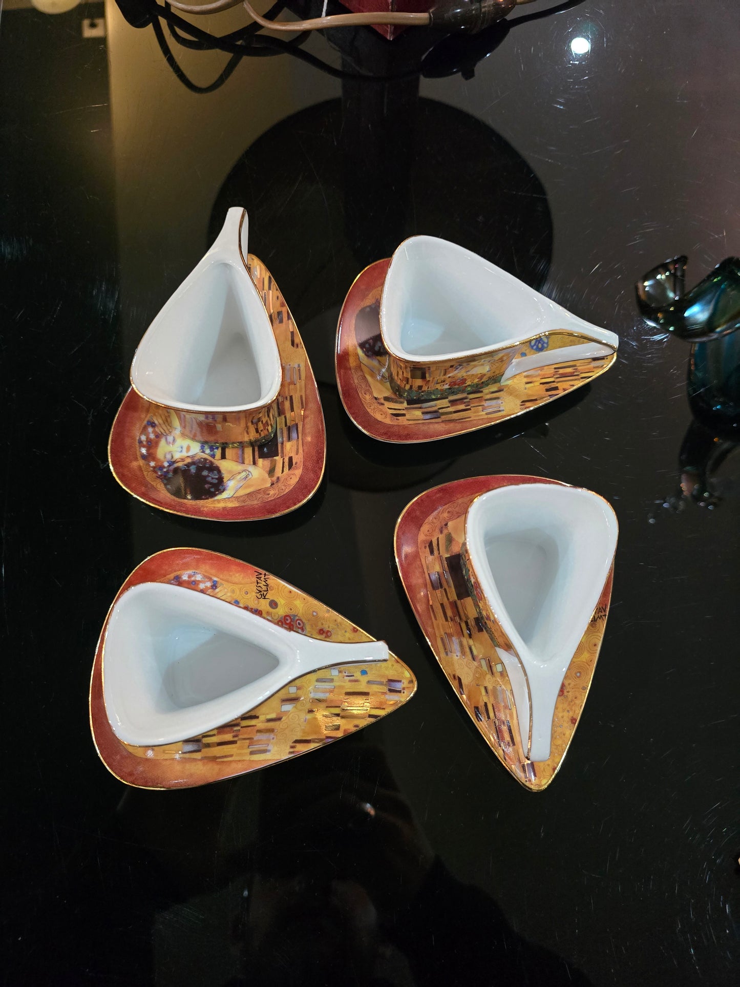 Lot de 4 tasses à espresso – Collection Gustav Klimt – “Le Baiser"