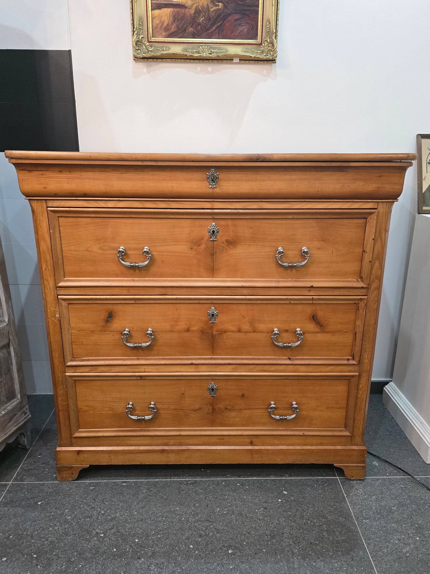 Commode en sapin