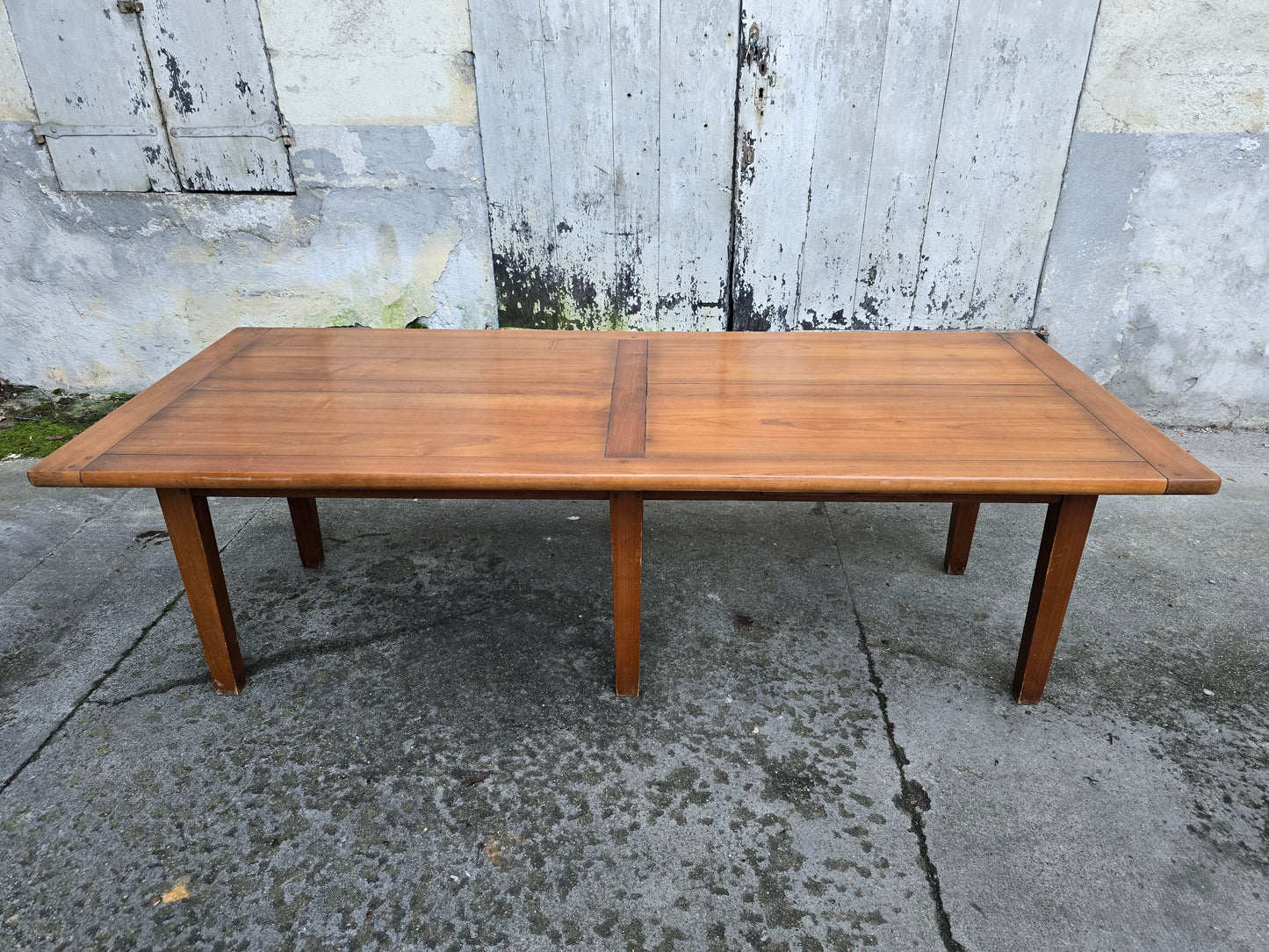 Grande table de salle a manger en bois massif- 2m50