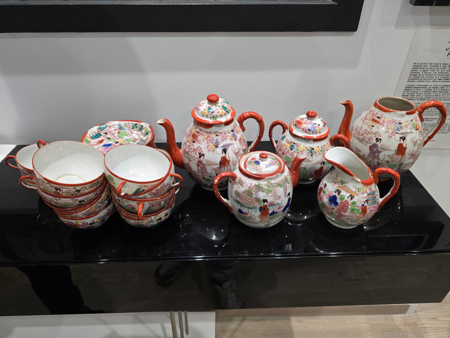 Service à thé japonais Satsuma – Décor scènes traditionnelles – XXe siècle