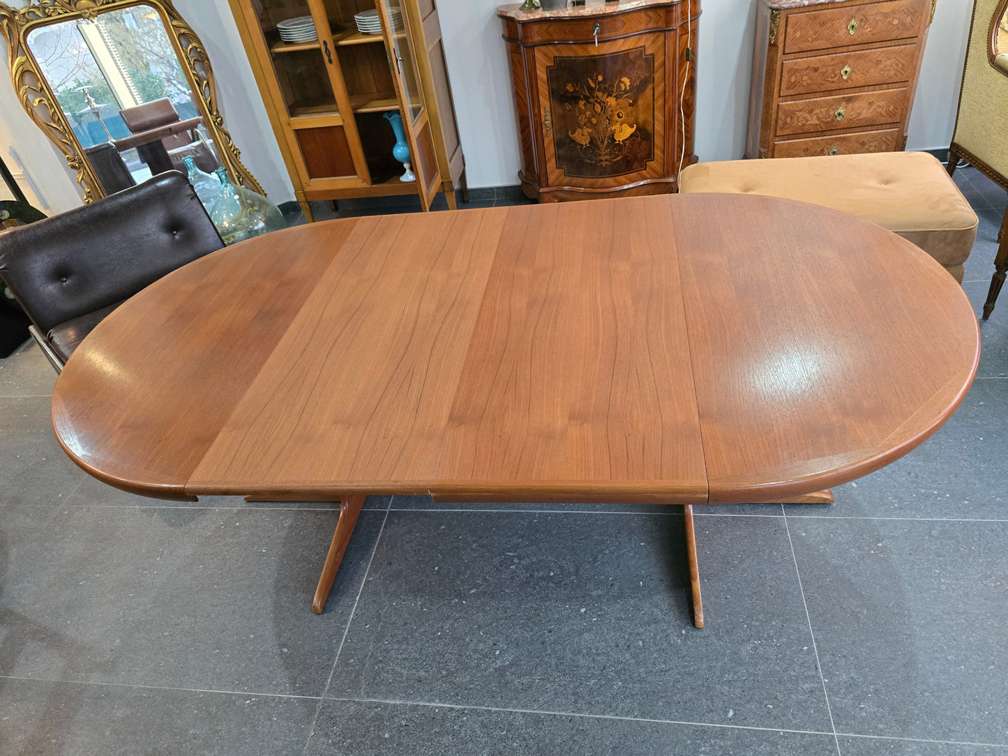Table ronde extensible en teck – Design scandinave vintage – Ø120 cm + 2 rallonges
