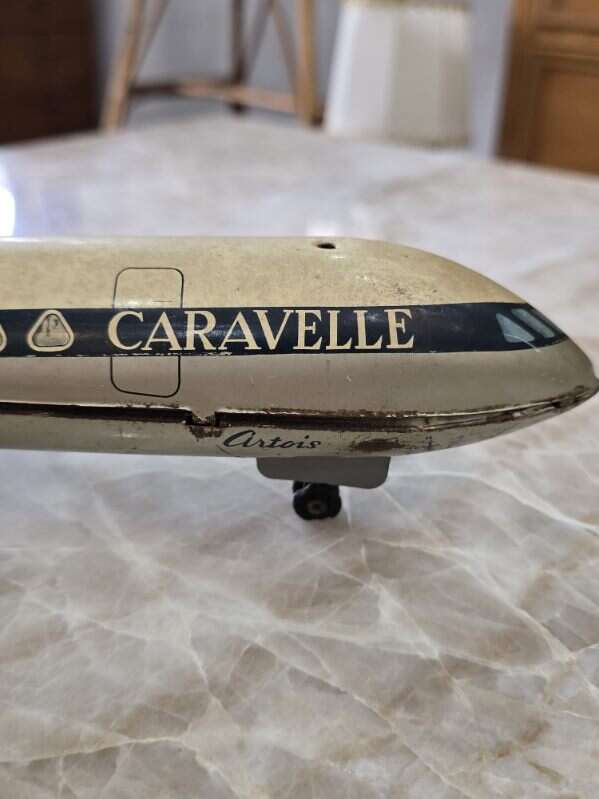 Avion maquette vintage "Caravelle" en métal – modèle Artois F-BHRA