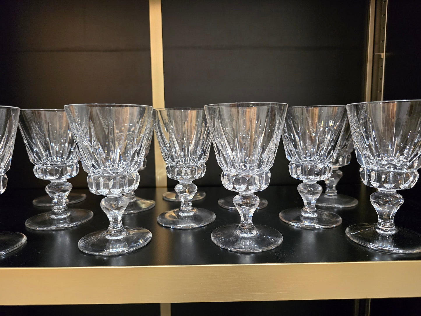 12 verres à eau Saint-Louis modèle Guernesey en cristal taillé