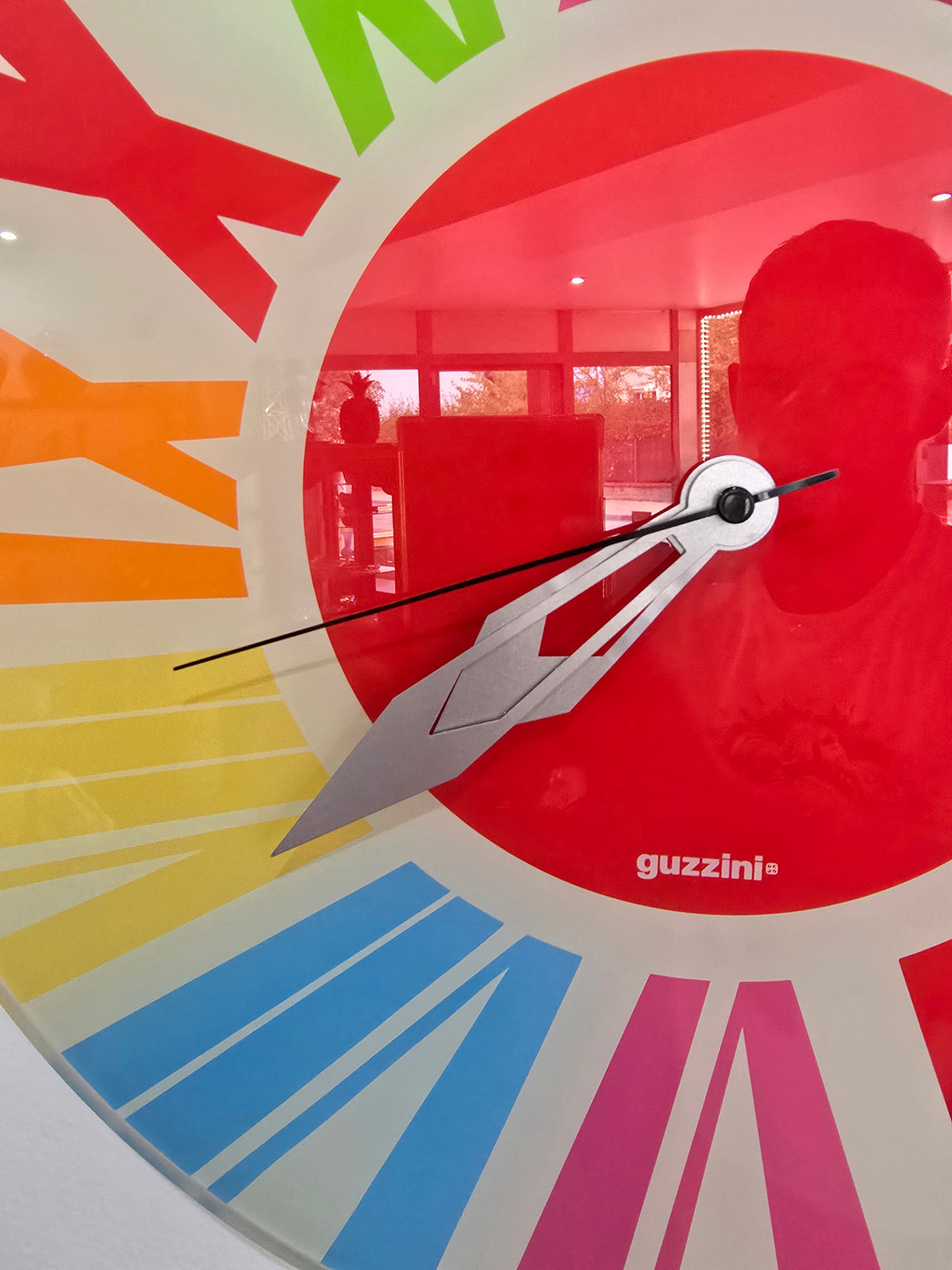 Horloge murale Guzzini Happy Time, design Raffaele Gerardi