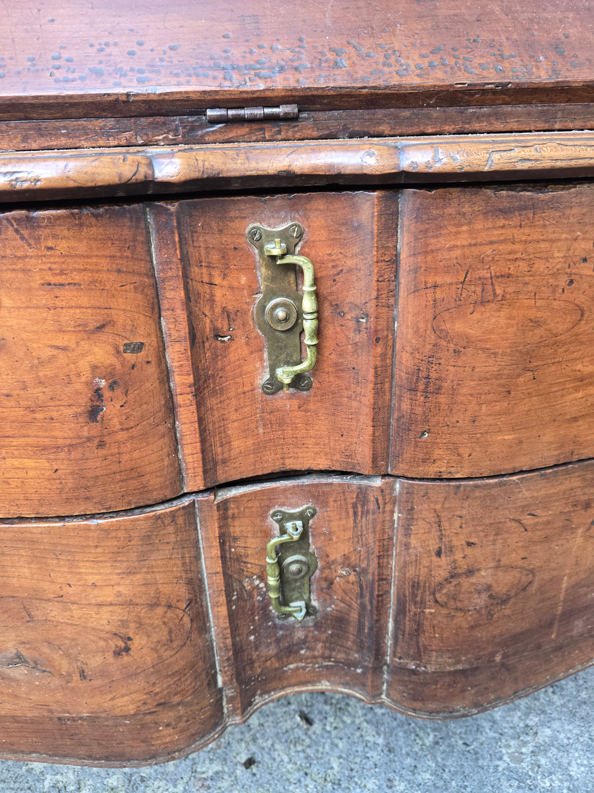 Bureau de pente secrétaire ancien d’époque Louis XV – XVIIIe
