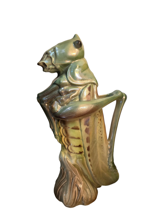 Pichet à Absinthe “La Sauterelle” – Faïencerie de Saint-Clément – Vers 1910
