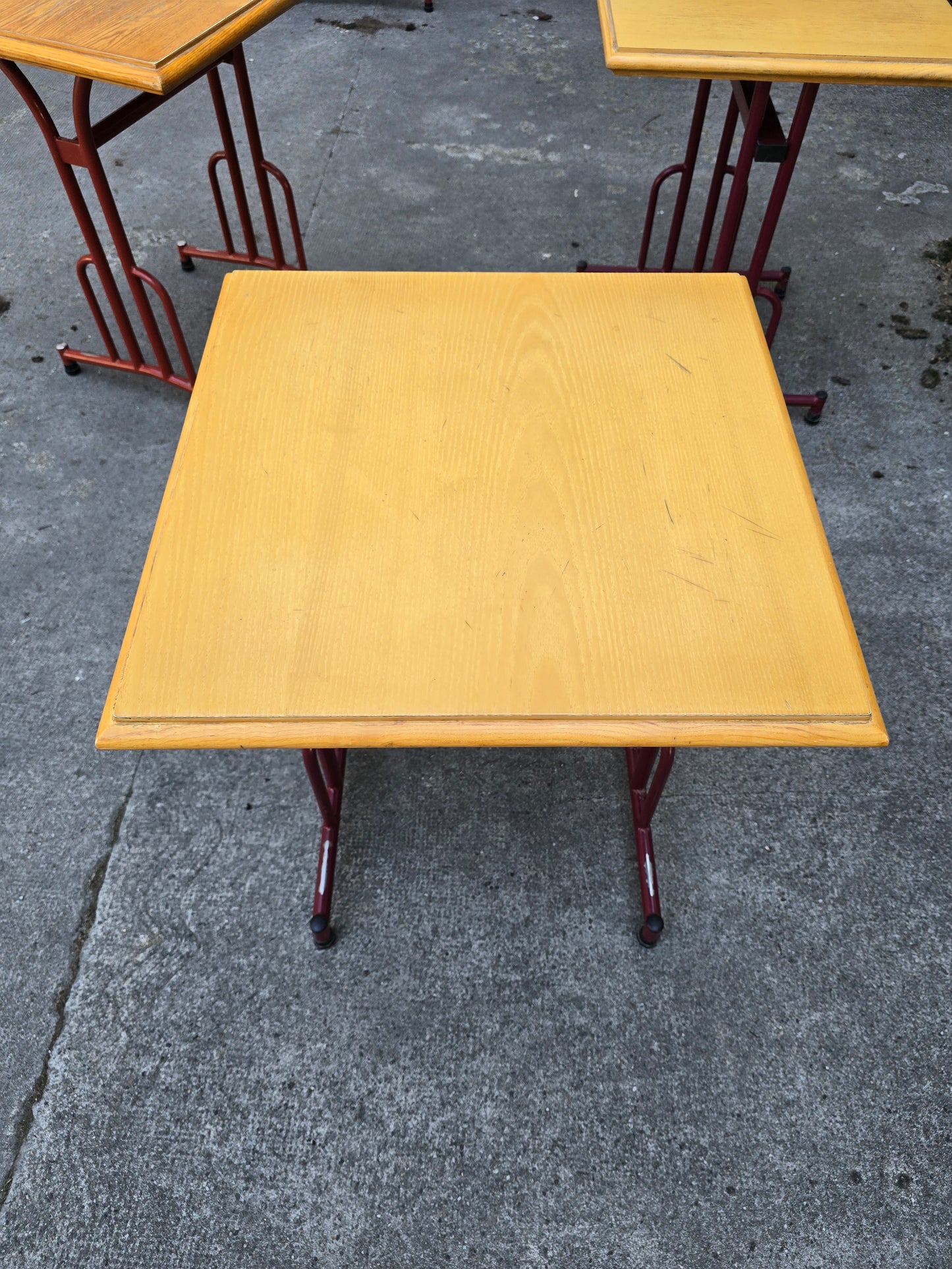 Petite table bistrot d’appoint